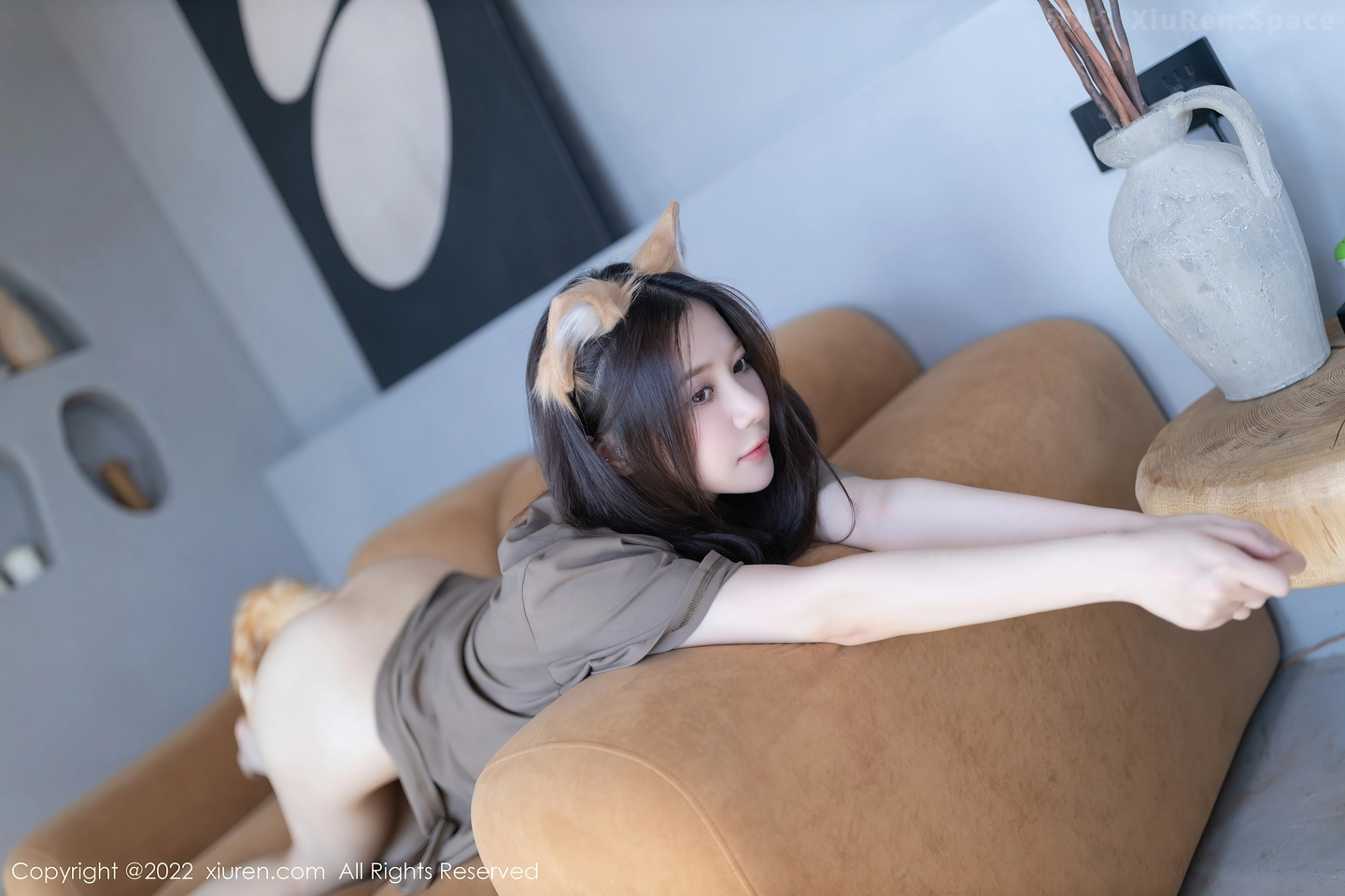 图片[5]-[XiuRen秀人网] VOL.5395 模特鱼子酱Fish猫咪装扮主题宽松上衣秀婀娜动人身段诱惑写真75P-秀人网官方网站